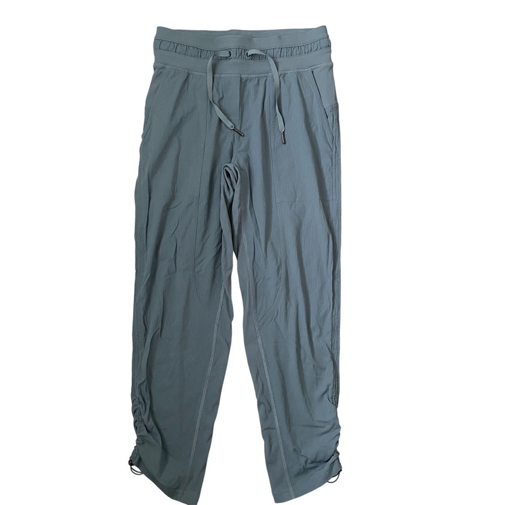 LULULEMON Dance Studio Mid-Rise Cropped Pants Belgian Blue Size 2